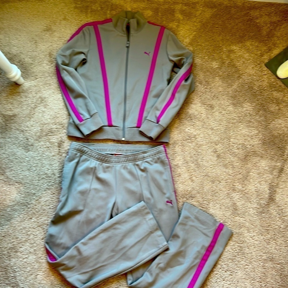 Puma Vintage Track Suit (Girls L/XL)